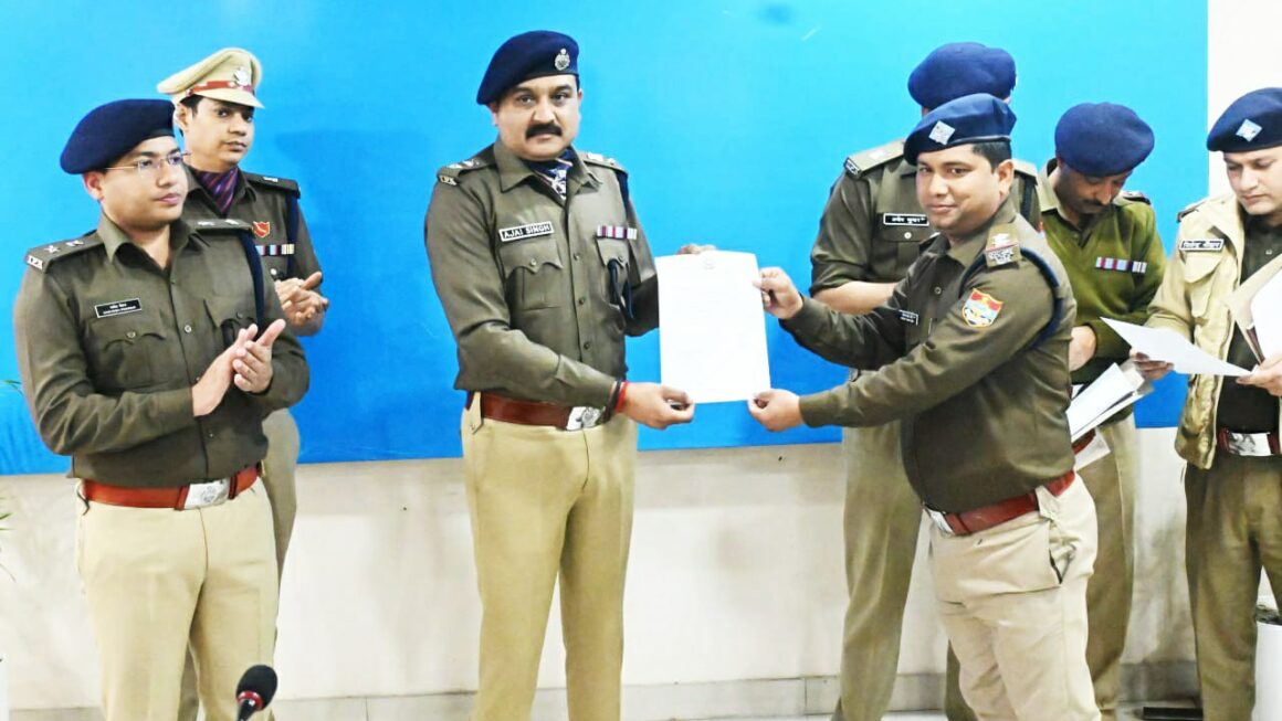 पुलिस कार्यालय में आयोजित किया गया पुलिस कार्मिकों के लिये सैनिक सम्मेलन