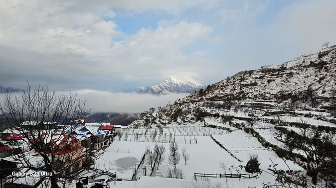 बारिश और बर्फबारी का सिलसिला जारी