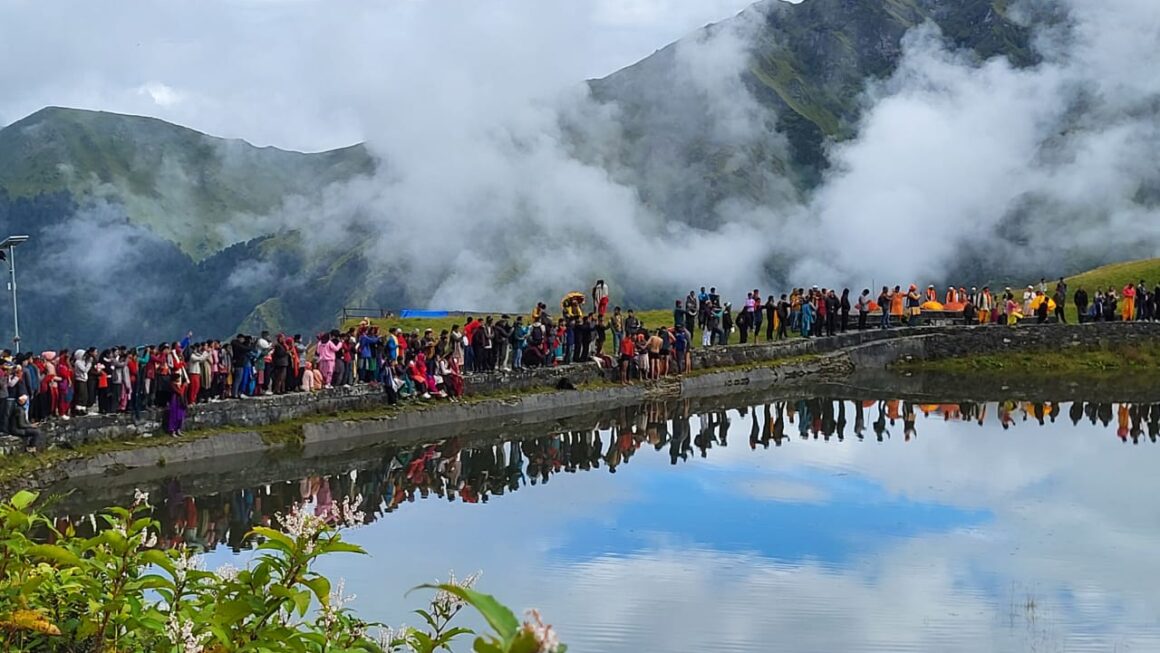 37वे रूपकुण्ड महोत्सव का भव्य आयोजन, पारंपरिक लोकगीतों और लोकनृत्य ने मन मोहा