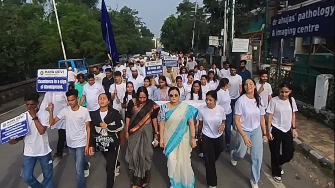 माया देवी विश्वविद्यालय ने स्वच्छता-सत्याग्रह रैली का किया आयोजन